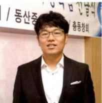 졸업생 이미지